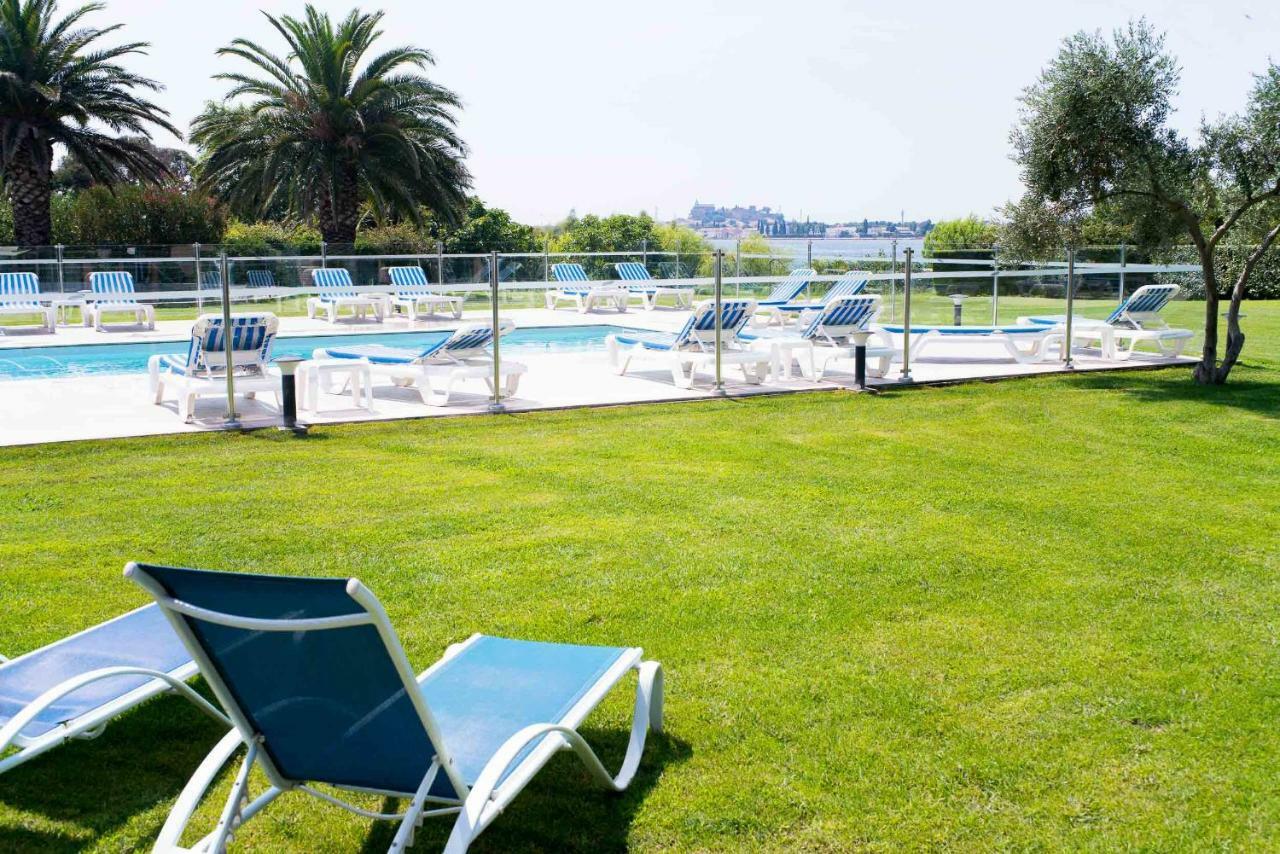 Ariane Hotel Fos Sur Mer Fos-sur-Mer Exterior foto